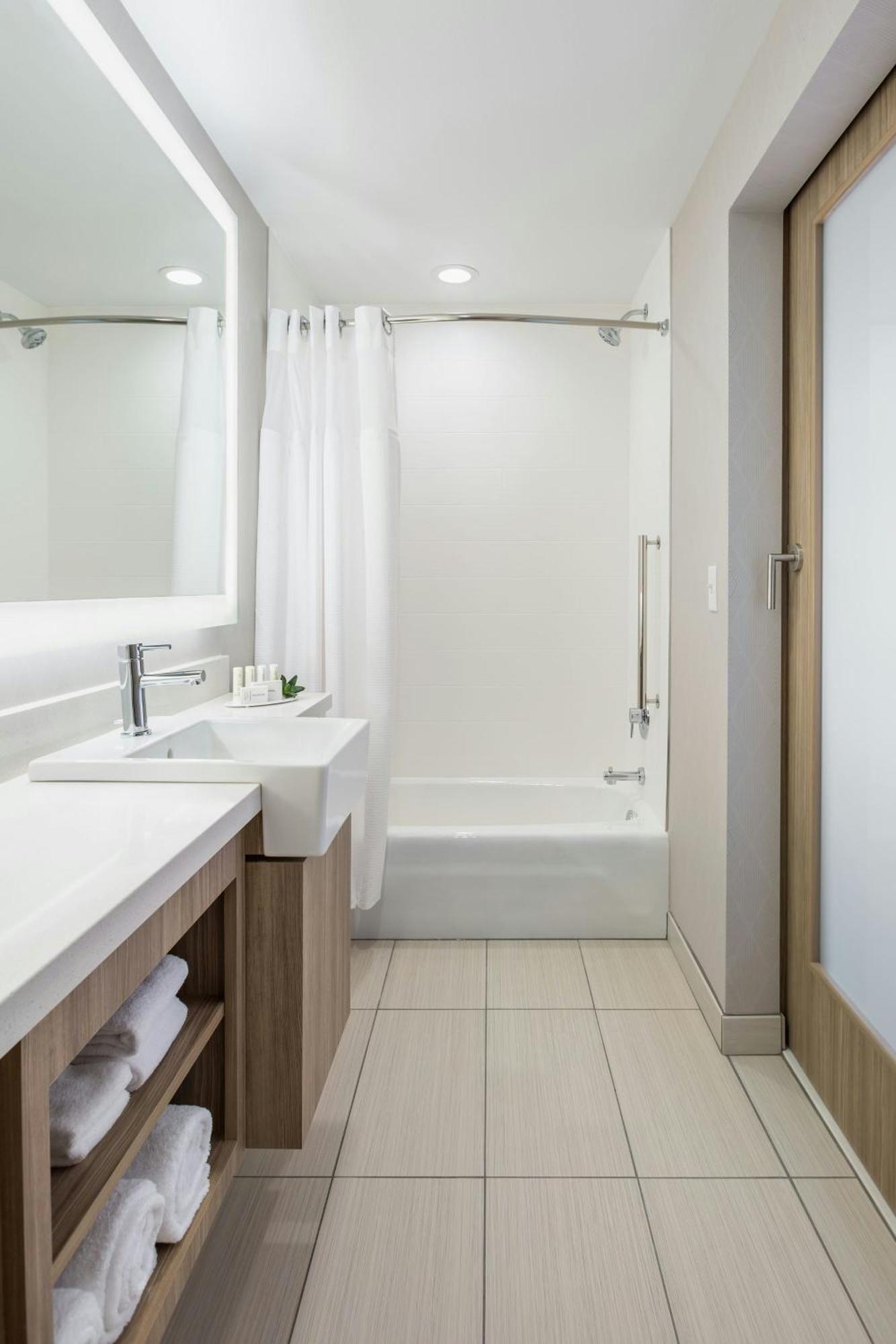 Springhill Suites Madison Ngoại thất bức ảnh